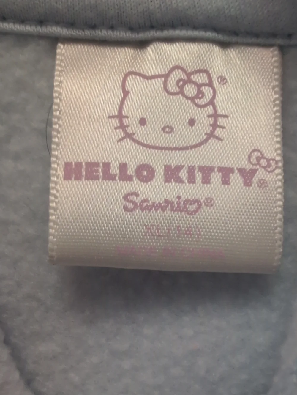 Hello Kitty super cute